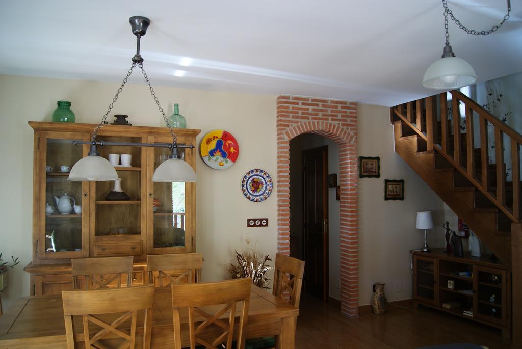 Hostal El Recanto เบกาเดบัลการ์เซ ภายนอก รูปภาพ